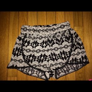 Patterned shorts